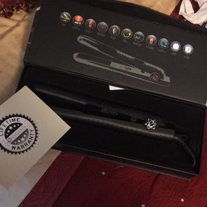 Evolution CFS-8 ceramic plate straightener